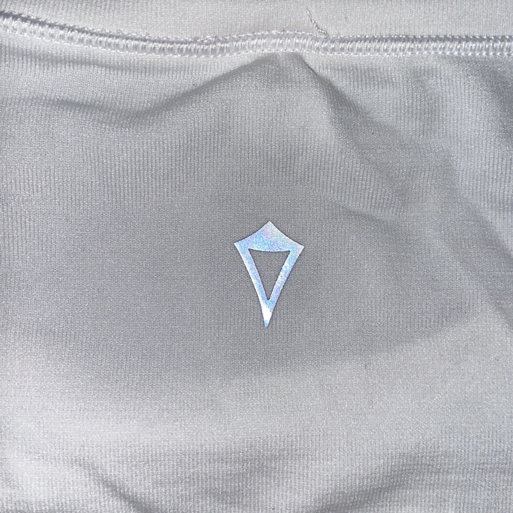 IVIVVA, kids size 12, white sports t- shirt - Picture 3 of 4